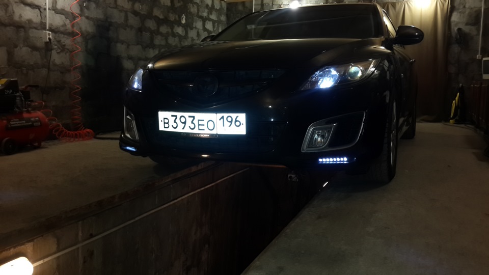 заменил лампы в фарах, туманках и установил дхо — Mazda 6 (2G) GH, 2 л ...