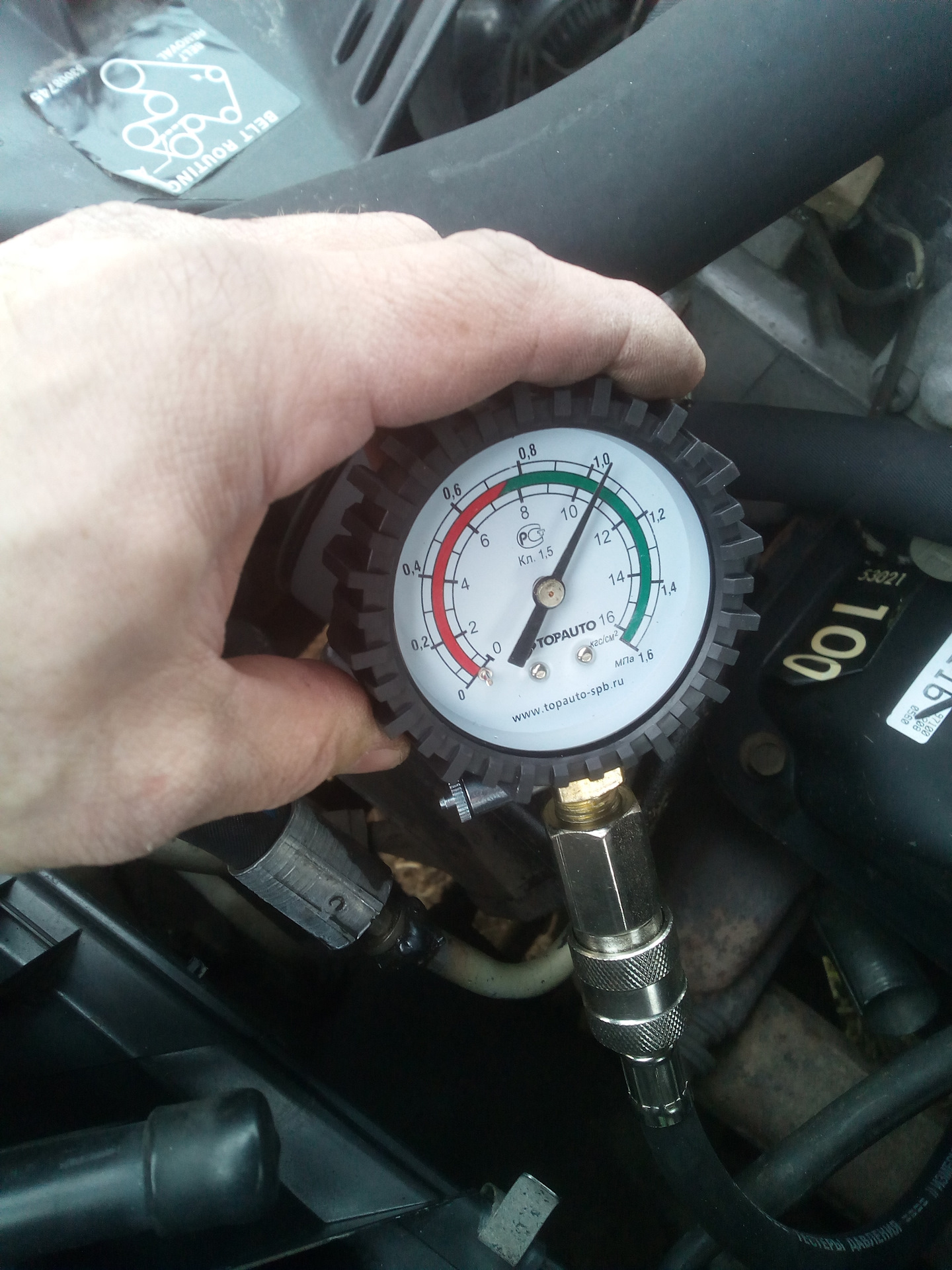 6 компрессия 12. Мазда 2 замер компрессии. Компрессия двигателя 2 литра. X16xel замер компрессии. Литр компрессии.