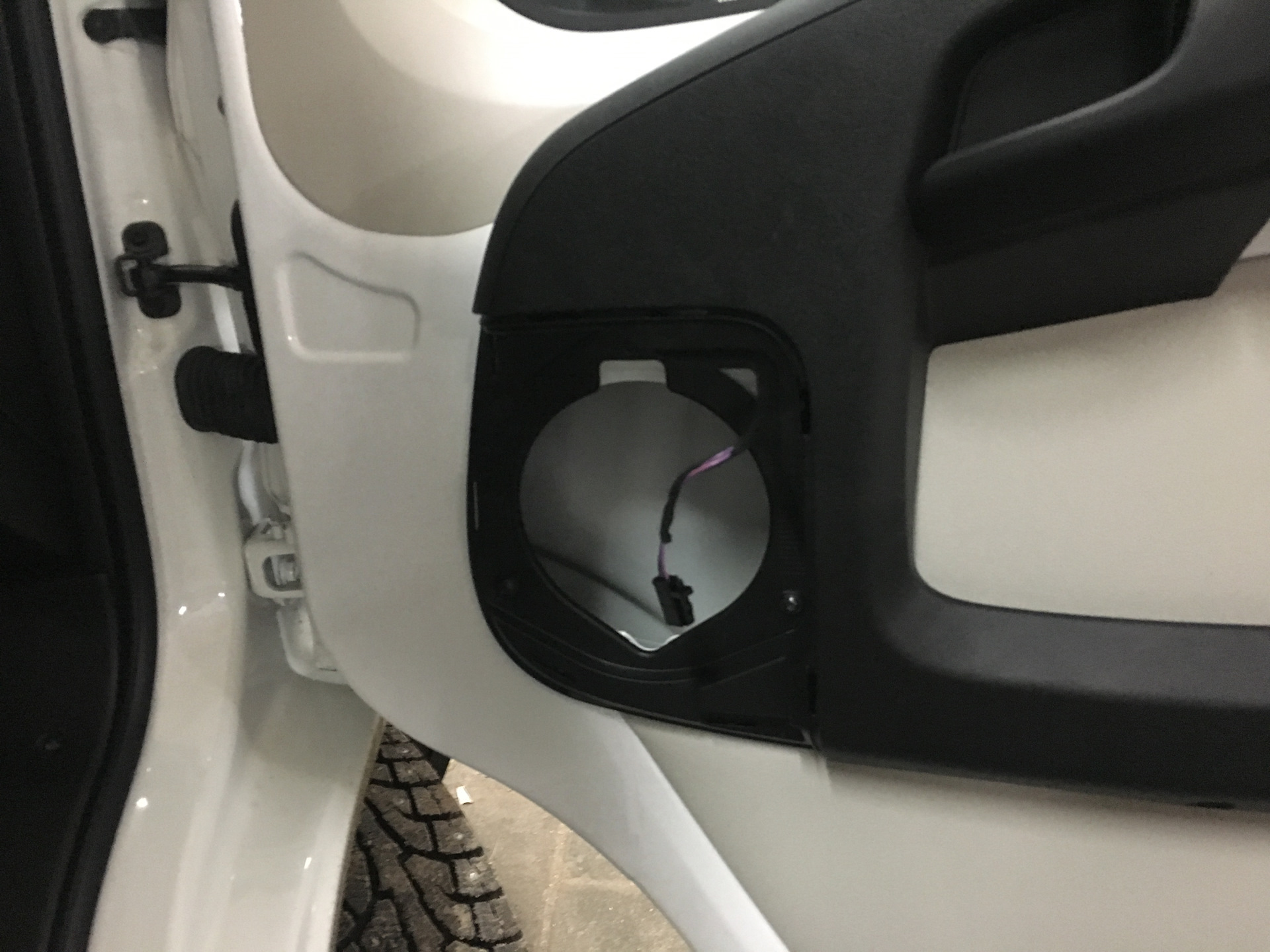 УСТАНОВКА МАГНИТОЛЫ В ФУРГОН — ГОР-АВТО на DRIVE2