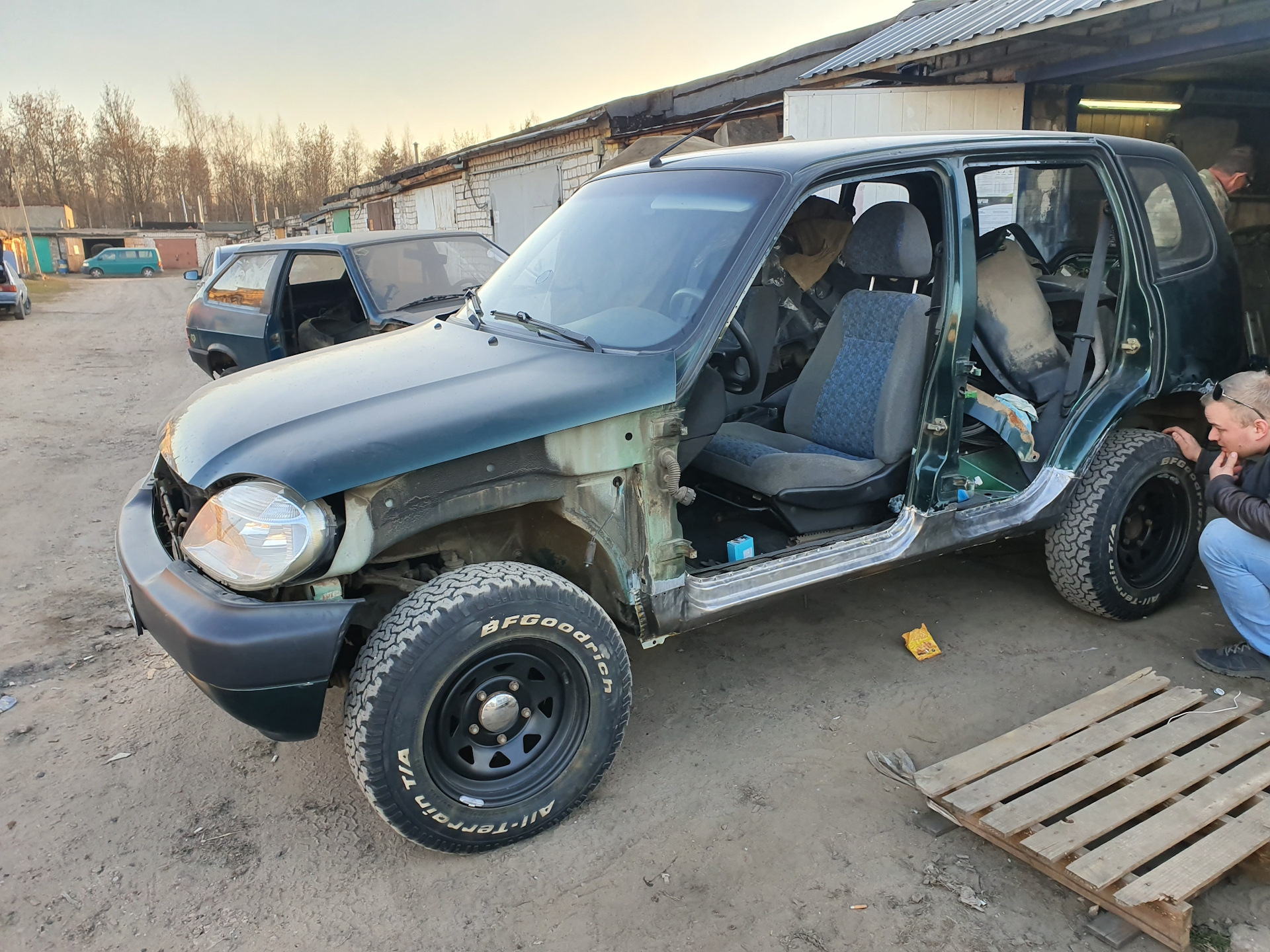 Поменяю ниву. Chevrolet Niva Military.