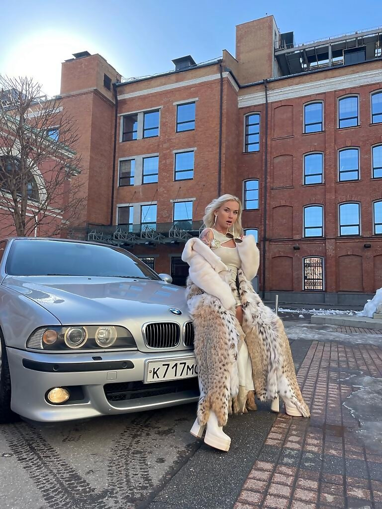 Когда шуба дороже машины — BMW 5 series (E39), 3 л, 2003 года | фотография  | DRIVE2