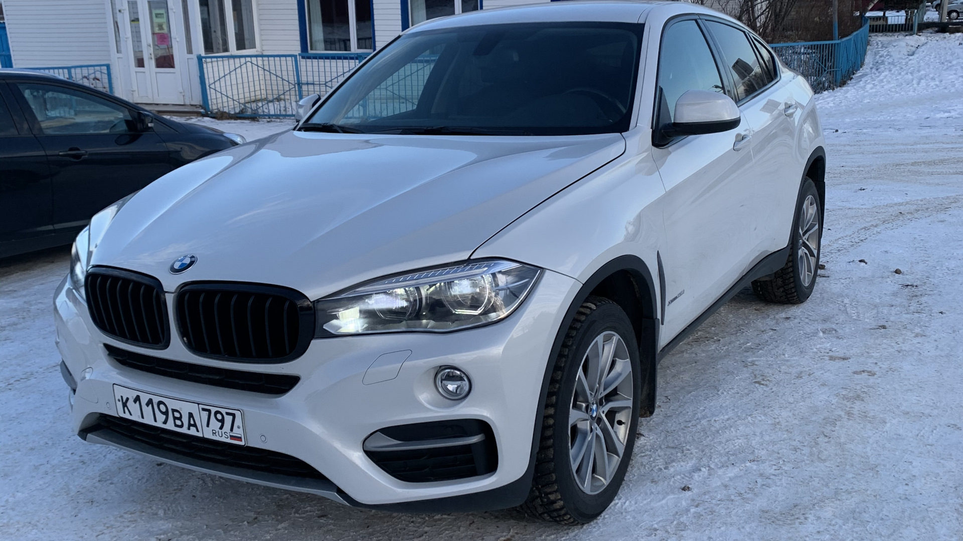 BMW X6 (F16) 3.0 бензиновый 2015 | Белый пЭрчик на DRIVE2