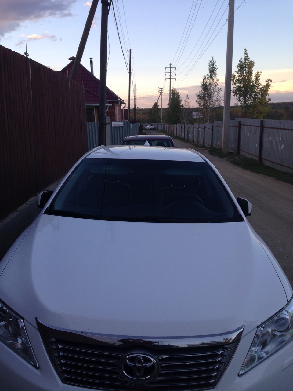 Приклеил плавник на крышу — Toyota Camry (XV50), 2,5 л, 2013 года | тюнинг  | DRIVE2