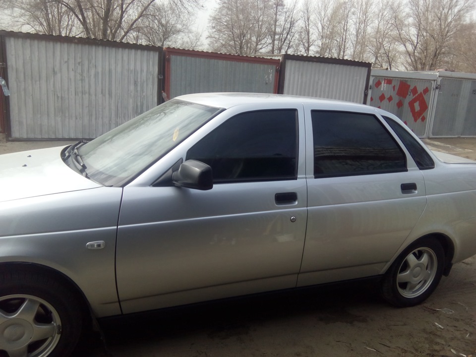 козырьки боковых стекол (ветровики) — LADA Приора седан, 1,6 л., 2007 ...