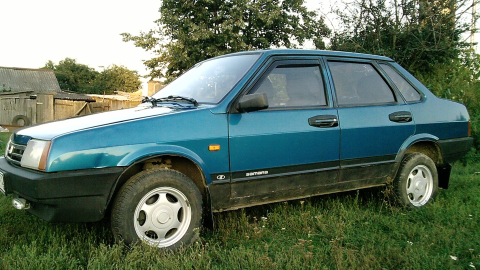 Что будет если убрать провода антенны со стекла? — Lada 21099, 1,5 л ...