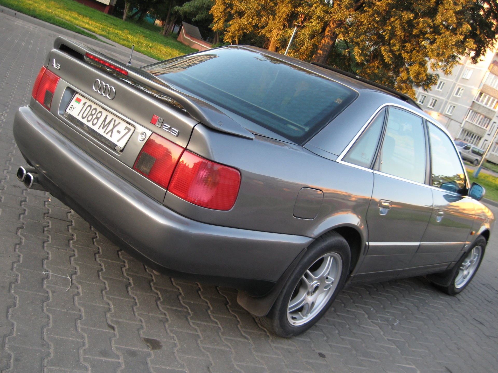 Audi 100 a6 c4