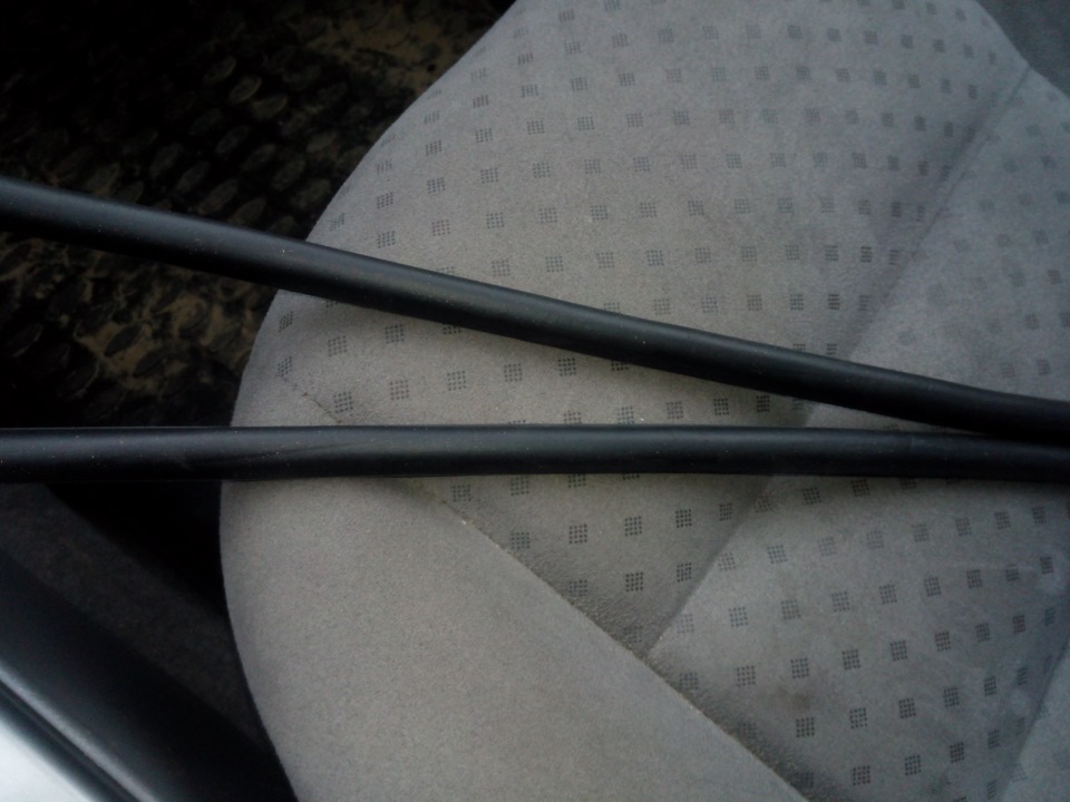 Победил дребезжание торпеды — Mazda 6 (1G) GG, 1,8 л, 2005 года ...