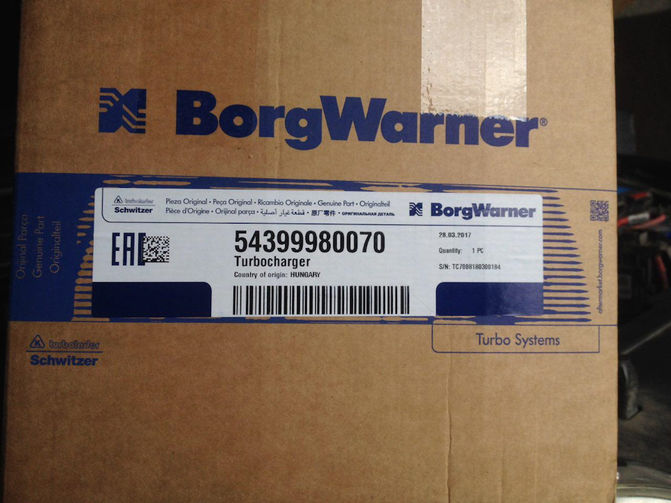 новая турбина — Renault Laguna III. Запчасти на фото: 54399980070