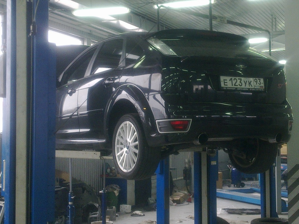 замена сцепления — Ford Focus II ST, 2,5 л., 2007 года тюнинг DRIVE2