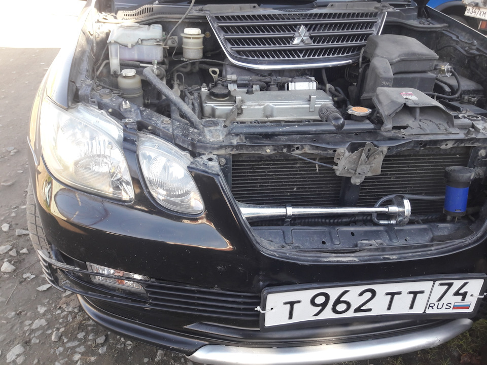 Дхо и бегающий поворотник — Mitsubishi Airtrek, 2 л, 2002 года | своими ...