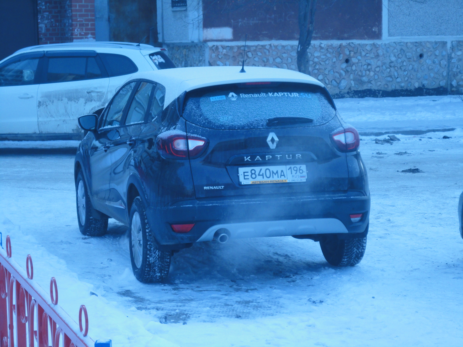 Как работает задний стеклоочиститель — Renault Kaptur (2016), 1,6 л, 2016  года | наблюдение | DRIVE2