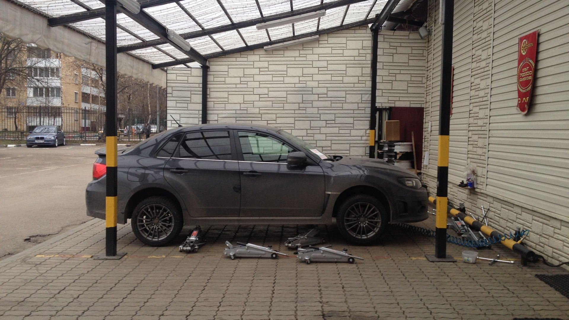 Subaru Impreza WRX (GH/GE/GV/GR) 2.5 бензиновый 2012 | dark grey buba на  DRIVE2