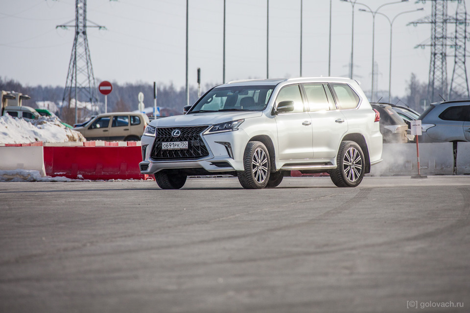 Lexus lx 570 салон. Смотреть фото Lexus lx 570 салон. Смотреть картинку Lexus lx 570 салон. Картинка про Lexus lx 570 салон. Фото Lexus lx 570 салон