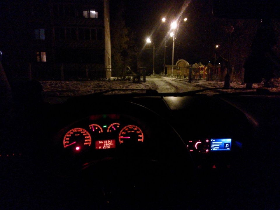 Поменял, наконец-то, резину на зимнюю. — FIAT Albea, 1,4 л, 2010 года ...
