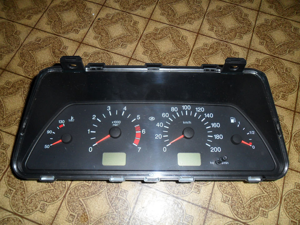 Приборная панель от 2115 в 2110 — Lada 21104, 1,6 л, 2005 года ...