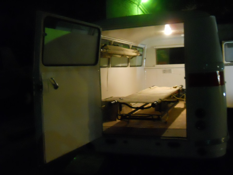 медотсек в работе))) — РАФ 977, 2,1 л, 1967 года | аксессуары | DRIVE2