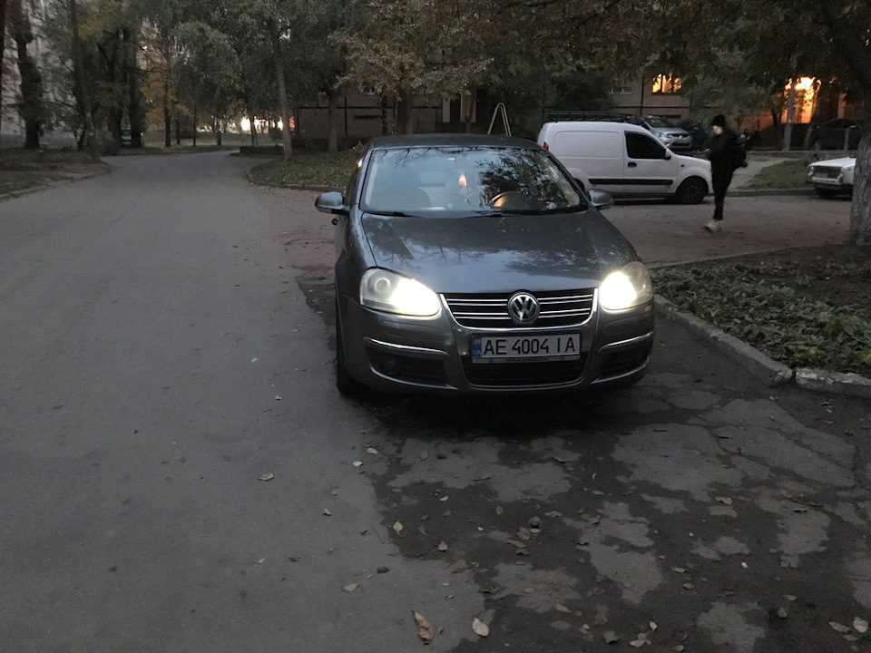 Диоды в габариты и в подсветку номера — Volkswagen Jetta V, 1,9 л, 2007 ...