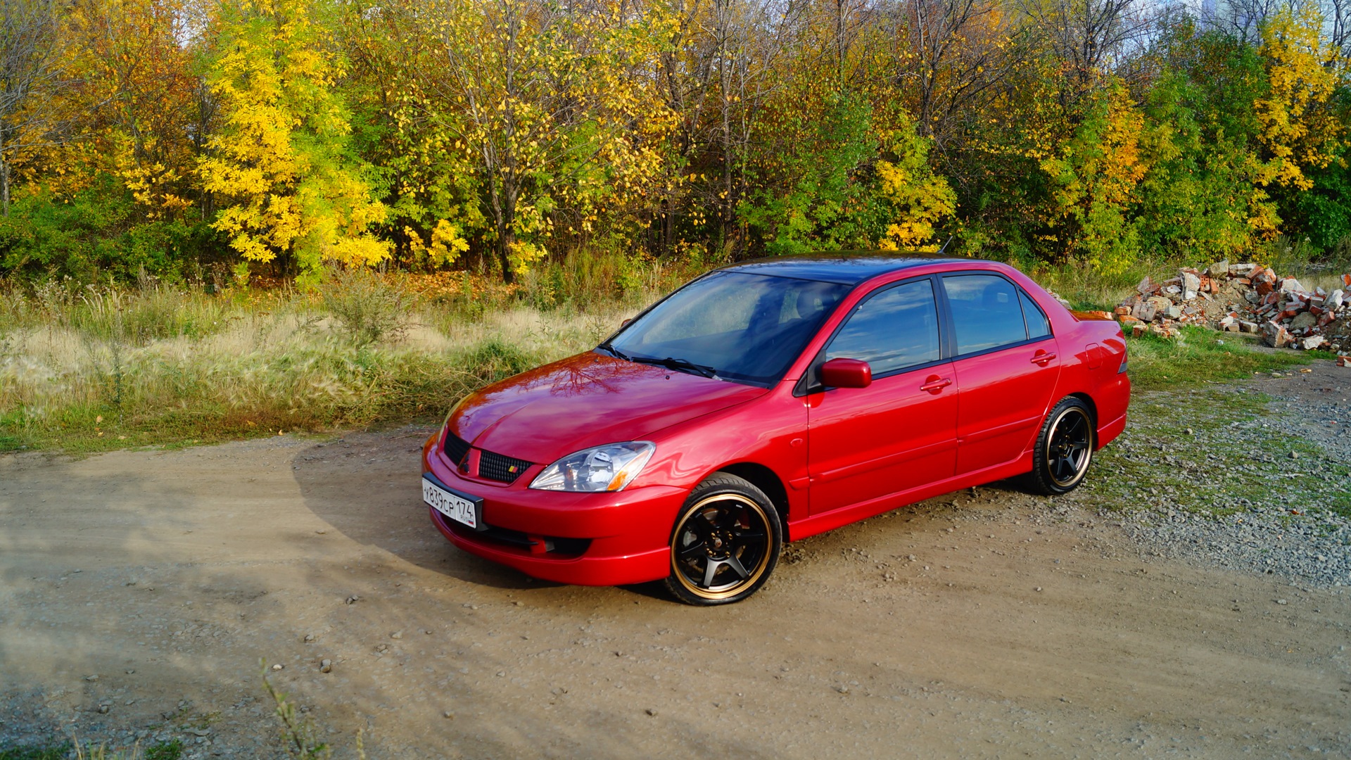 Mitsubishi Lancer 99 года. Пульсар 92 в Лансер 9.