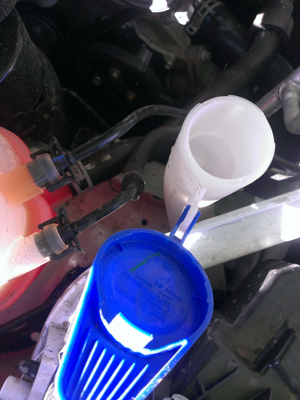 Сетка в горловину омывательного бачка — DRIVE2