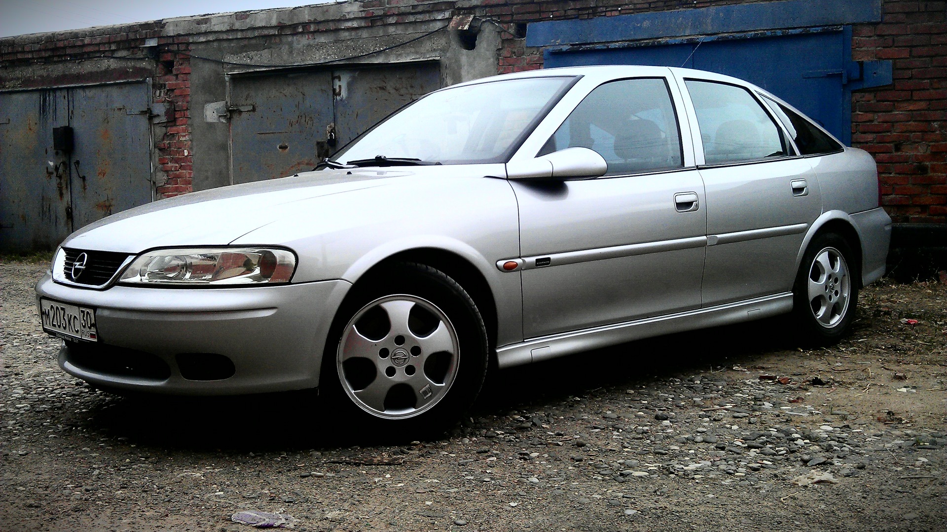 Opel Vectra B 1.8 бензиновый 2000 | В на DRIVE2