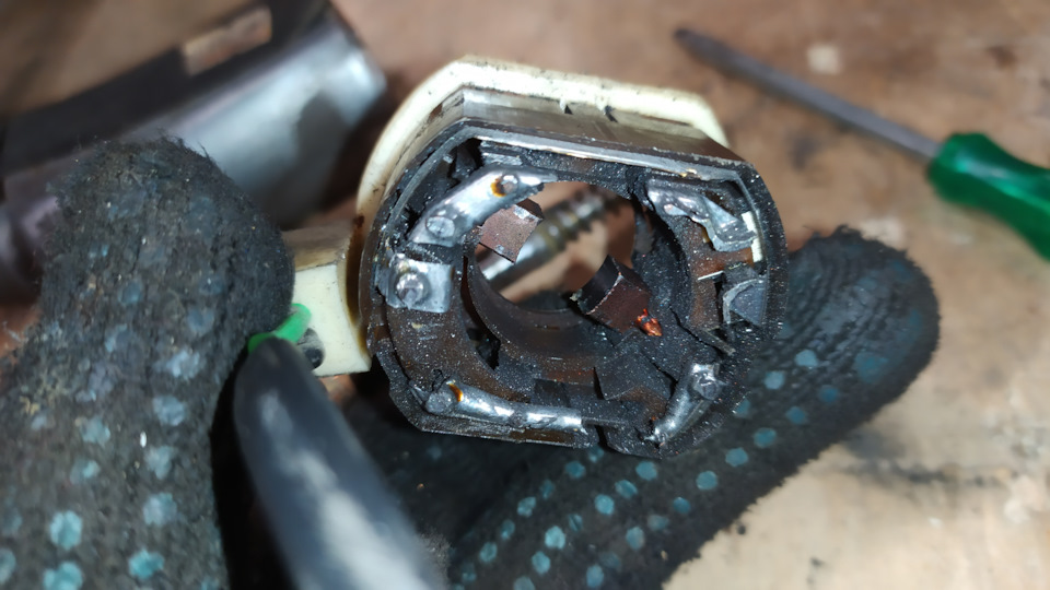 Фото в бортжурнале Audi 100 (C4)