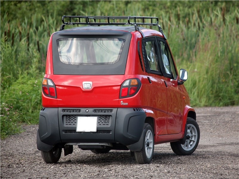 Bajaj Qute i