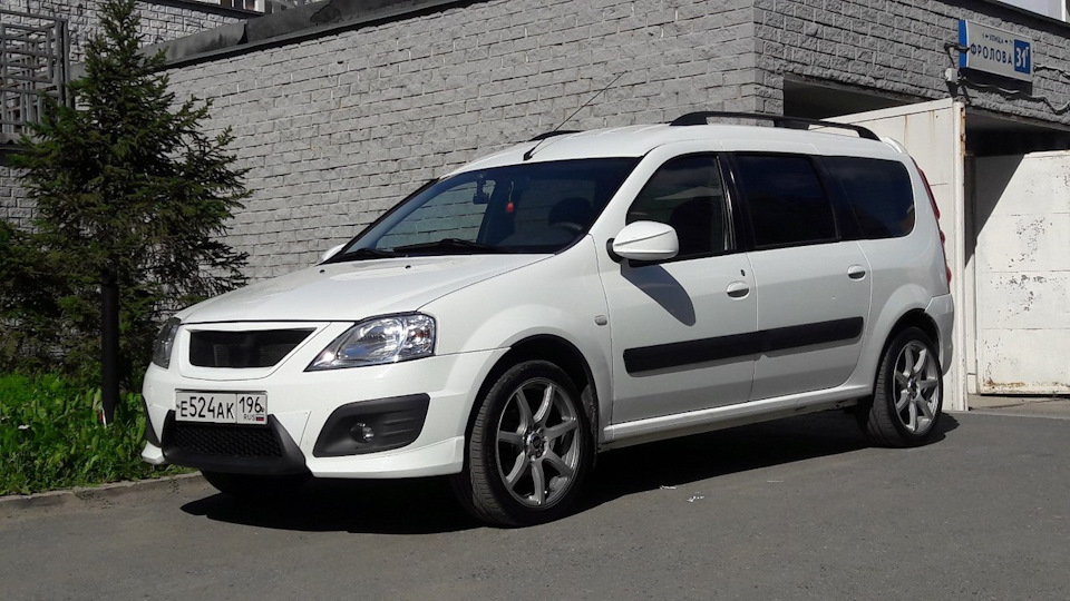 Фото в бортжурнале Lada Ларгус