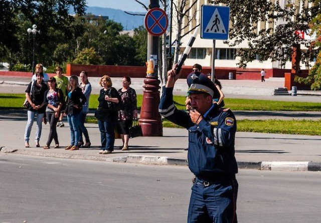 Остановка автомобилей для проверки документов вне постов с 20 октября года