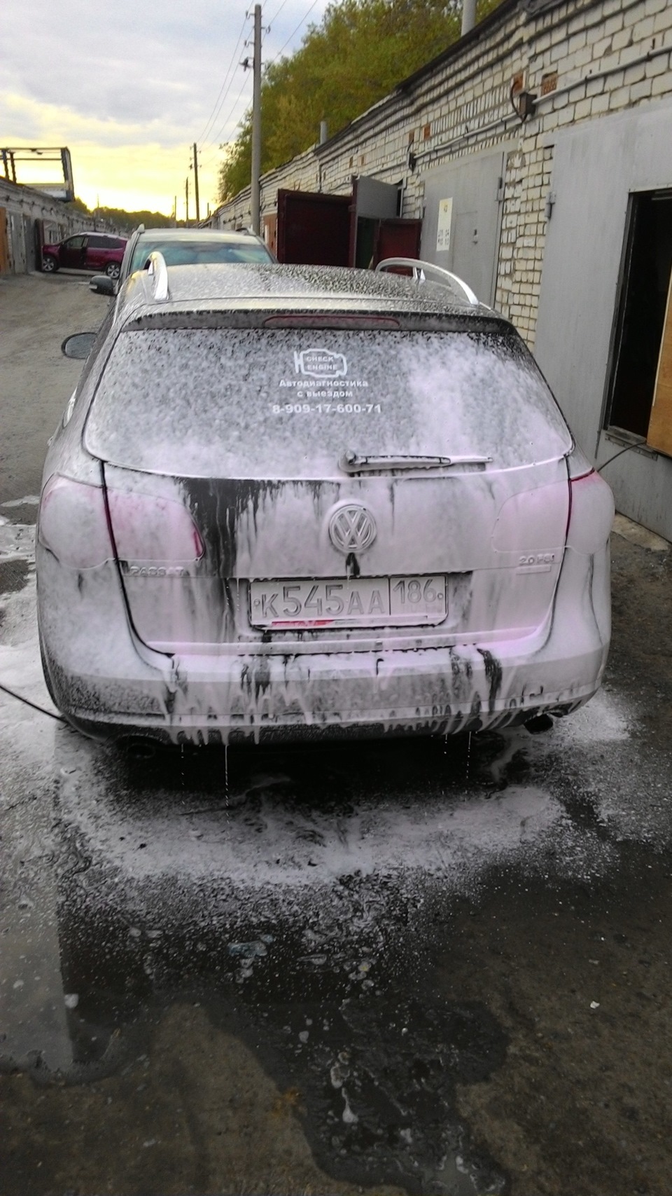 В процессе мытья — Volkswagen Passat Variant (B6)