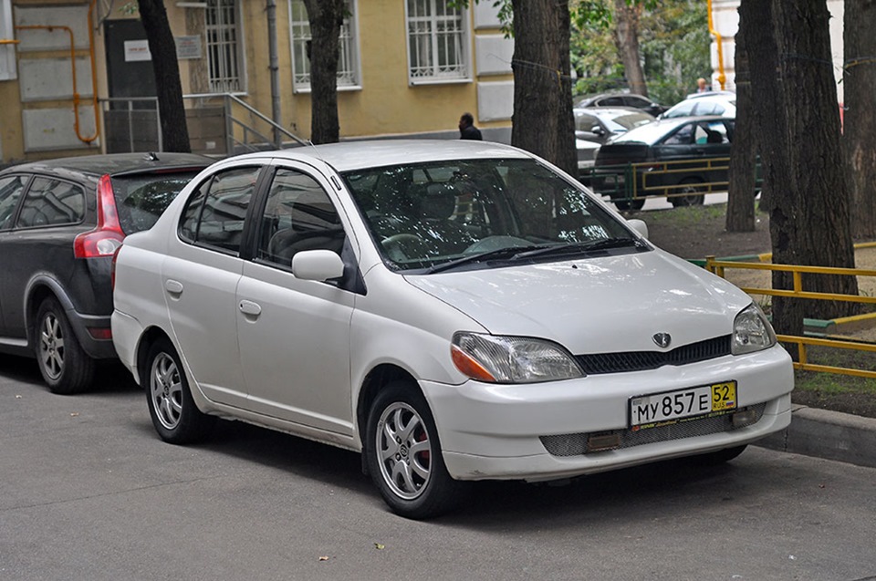 Toyota platz