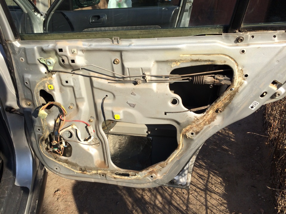 Виброизоляция дверей — Honda Civic (6G), 1,5 л, 2000 года | автозвук ...