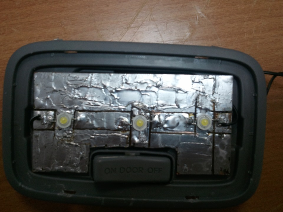 47) LED-плафон освещения для задних пассажиров — KIA Rio (3G), 1,6 л ...