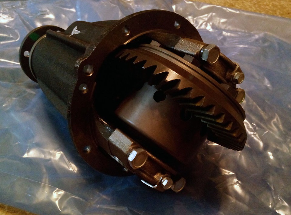 дифференциал самоблокирующийся 2101-2107, 2121 шариковый. редуктор самоблокирующийся. редуктор моста газ 2410 самоблок. принудительная блокировка редуктора на ваз 2107. уаз 39099 дифференциал самоблокирующийся.