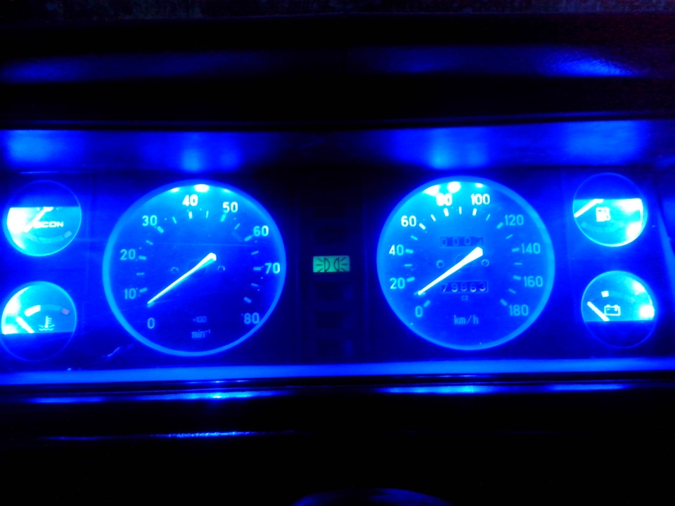 Светодиодная подсветка в приборной панели — Lada 2107, 1,5 л, 1988 года ...