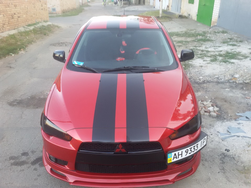 Mitsubishi Lancer 10 Кровавый винил