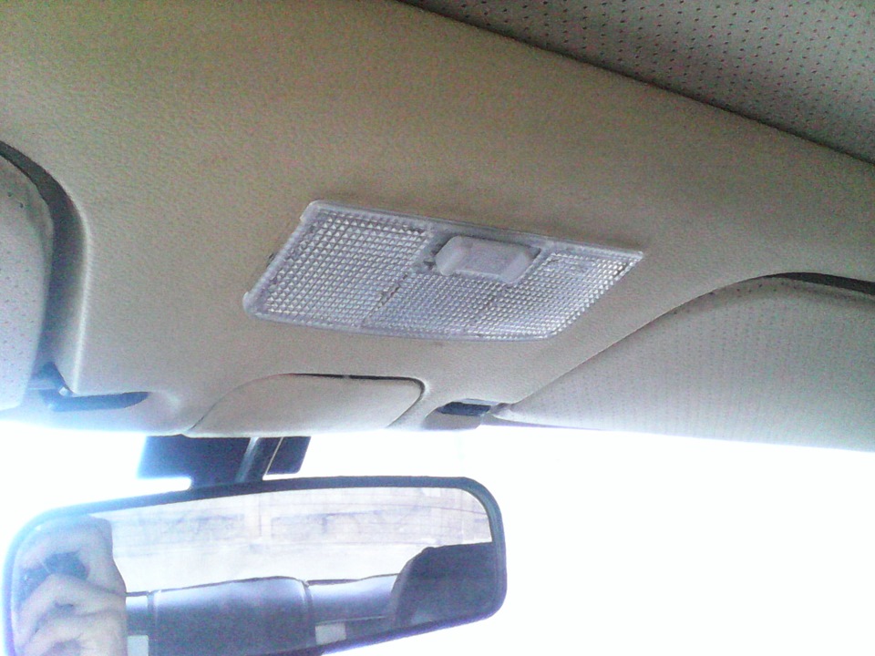 плафон освещения салона рено меган 2. корпус плафона освещения салона ваз 2115. плафон освещения капота 2106. подсветка салона nissan almera classic. плафон в потолок ваз 2107.