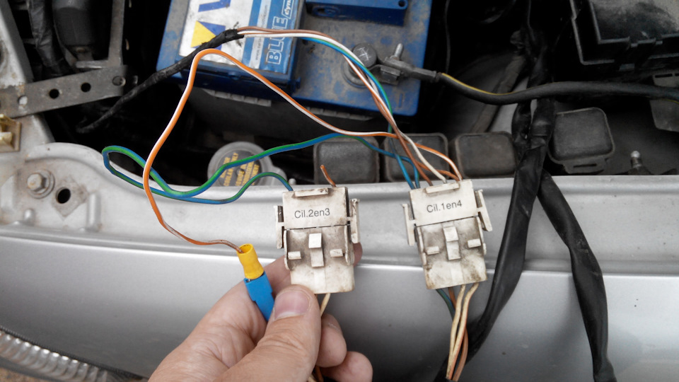 Замена эмулятора форсунок — Mazda 626 V, 1,8 л., 1998 года | своими ...