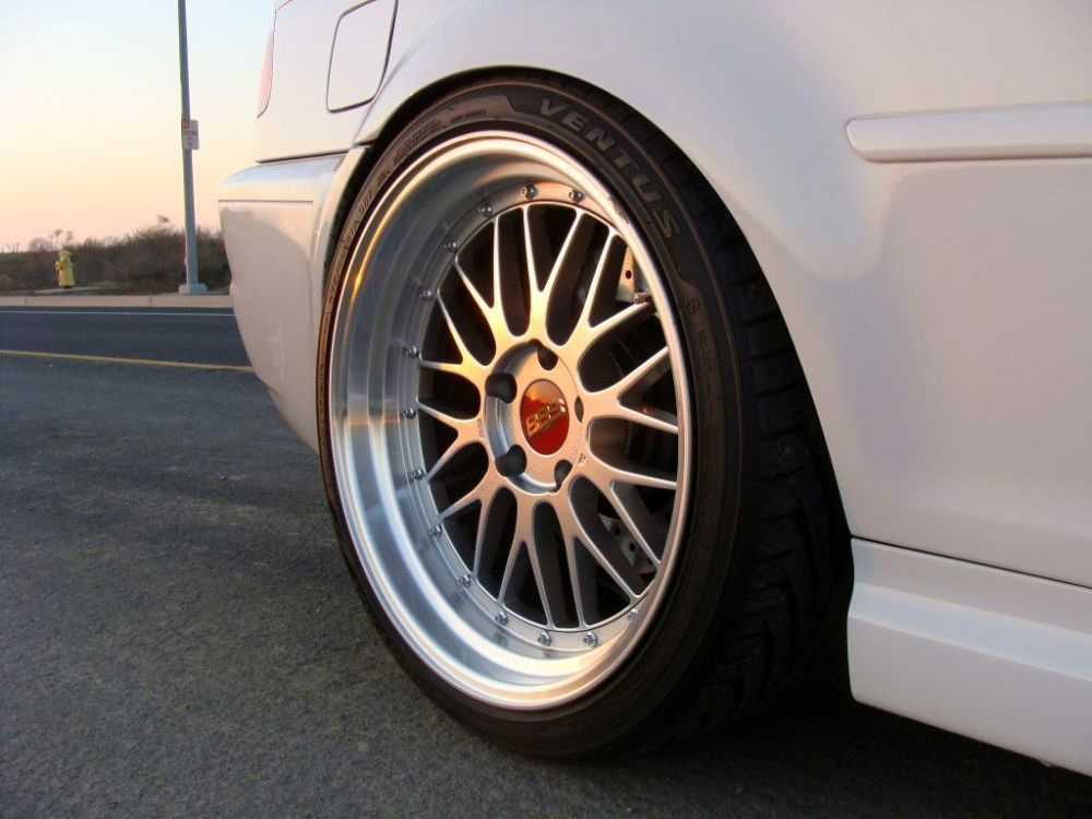 Фото 19 дисков. BBS LM r16. BBS LM r18. BBS LM r18 золотистые. BBS LM r15 белые.