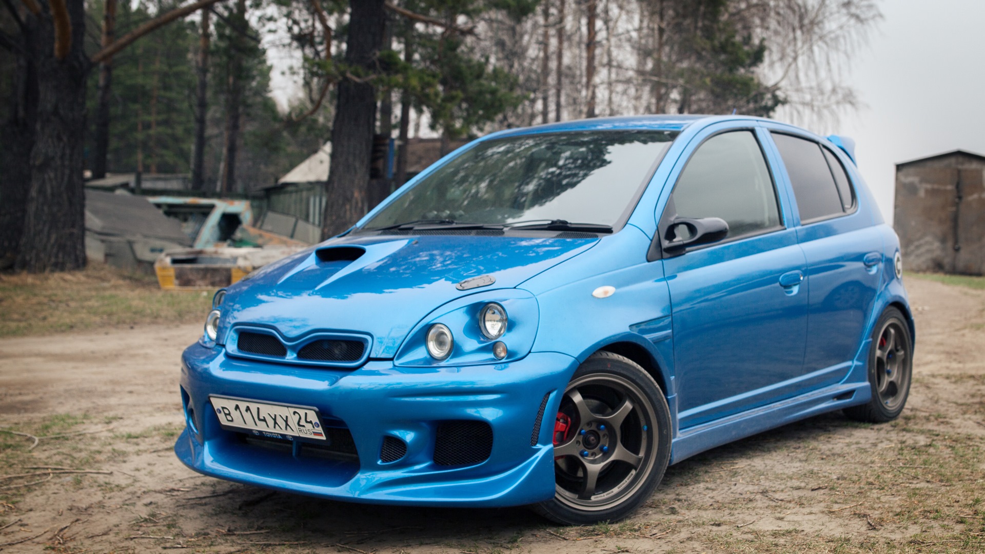 Toyota Vitz 2001 турбо