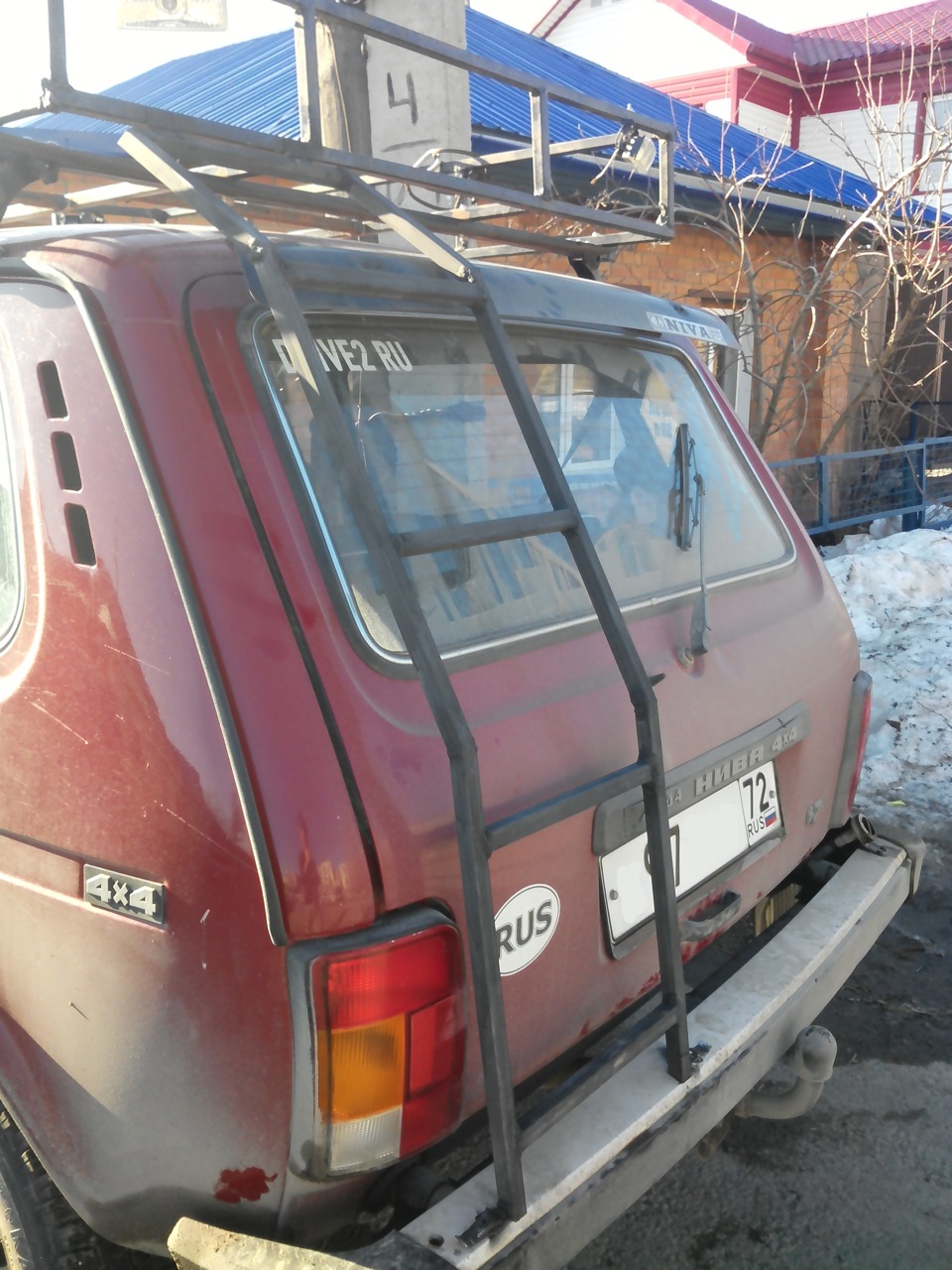 Лестница к багажнику. — Lada 4x4 3D, 1,7 л, 1997 года | аксессуары | DRIVE2