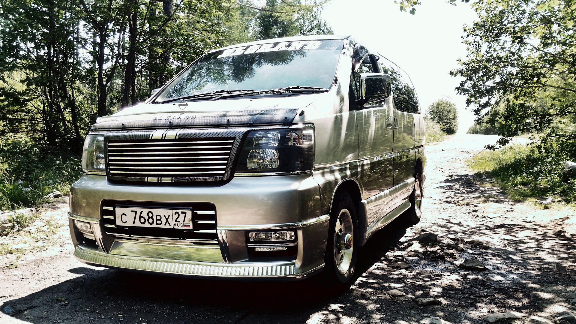 Nissan elgrand 50. Nissan Elgrand e50. Nissan Caravan Elgrand. Эльгранд 50. Nissan Elgrand qd32.