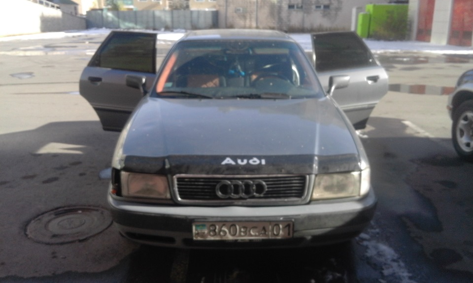 обшил салон алькантарой — Audi 80 (B4), 2 л, 1993 года | своими руками ...