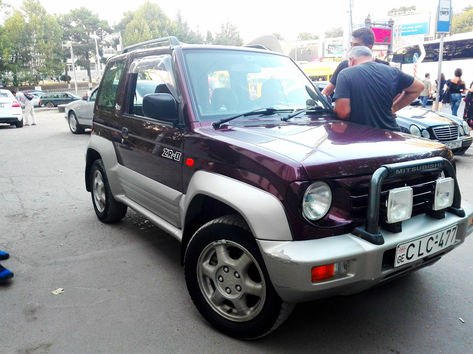 Mitsubishi junior. Митсубиси Паджеро Джуниор. Mitsubishi Pajero Junior 1.1. Митсубиси Паджеро Джуниор 96. Митсубиси Паджеро Джуниор 2.5 дизель.