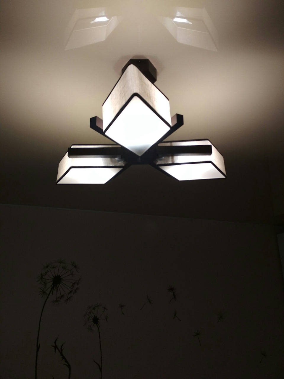 Решили поменять люстру))) — Mitsubishi Carisma, 1,6 л, 1996 года ...