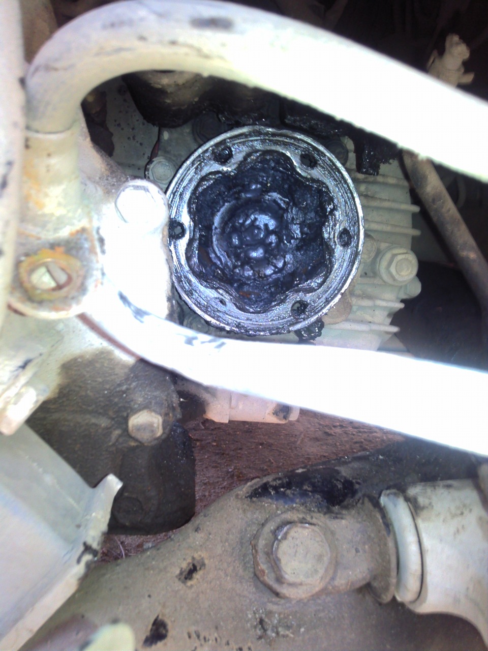 Вылетел привод… — Toyota Windom (10), 3 л, 1993 года | мойка | DRIVE2