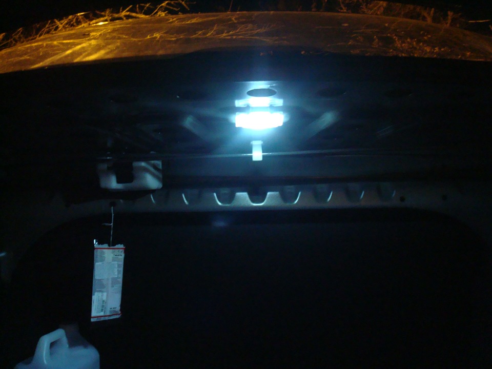 Подсветка багажника гранта