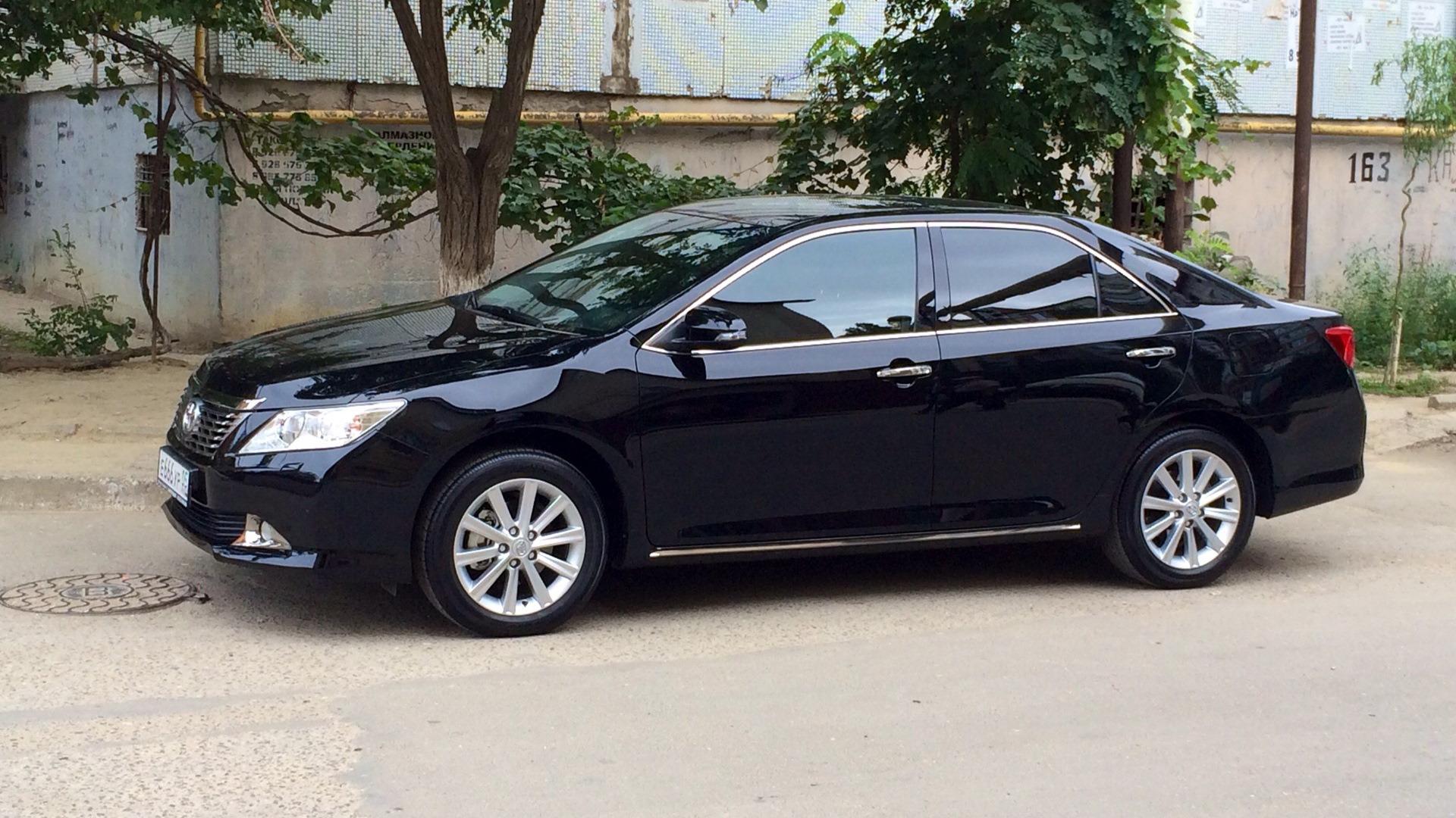 Toyota Camry drive2