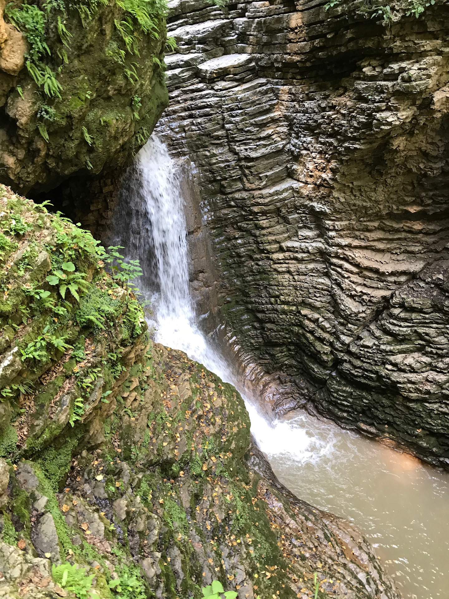 Лагонаки водопады