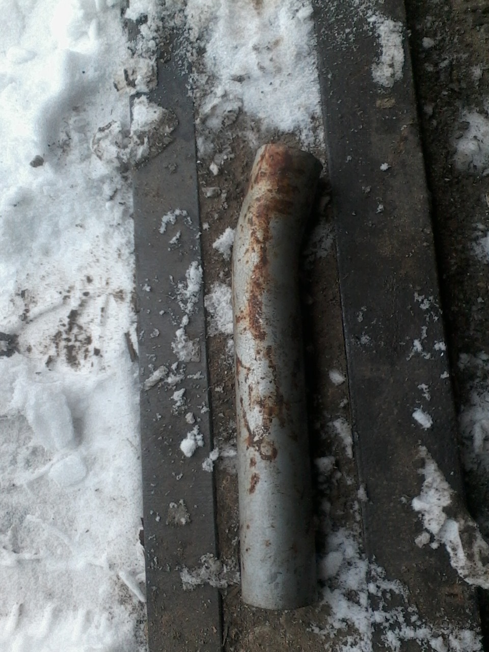 Выхлоп под порог на ваз 2110 — LADA 21102, 1,6 л., 1999 года | тюнинг ...