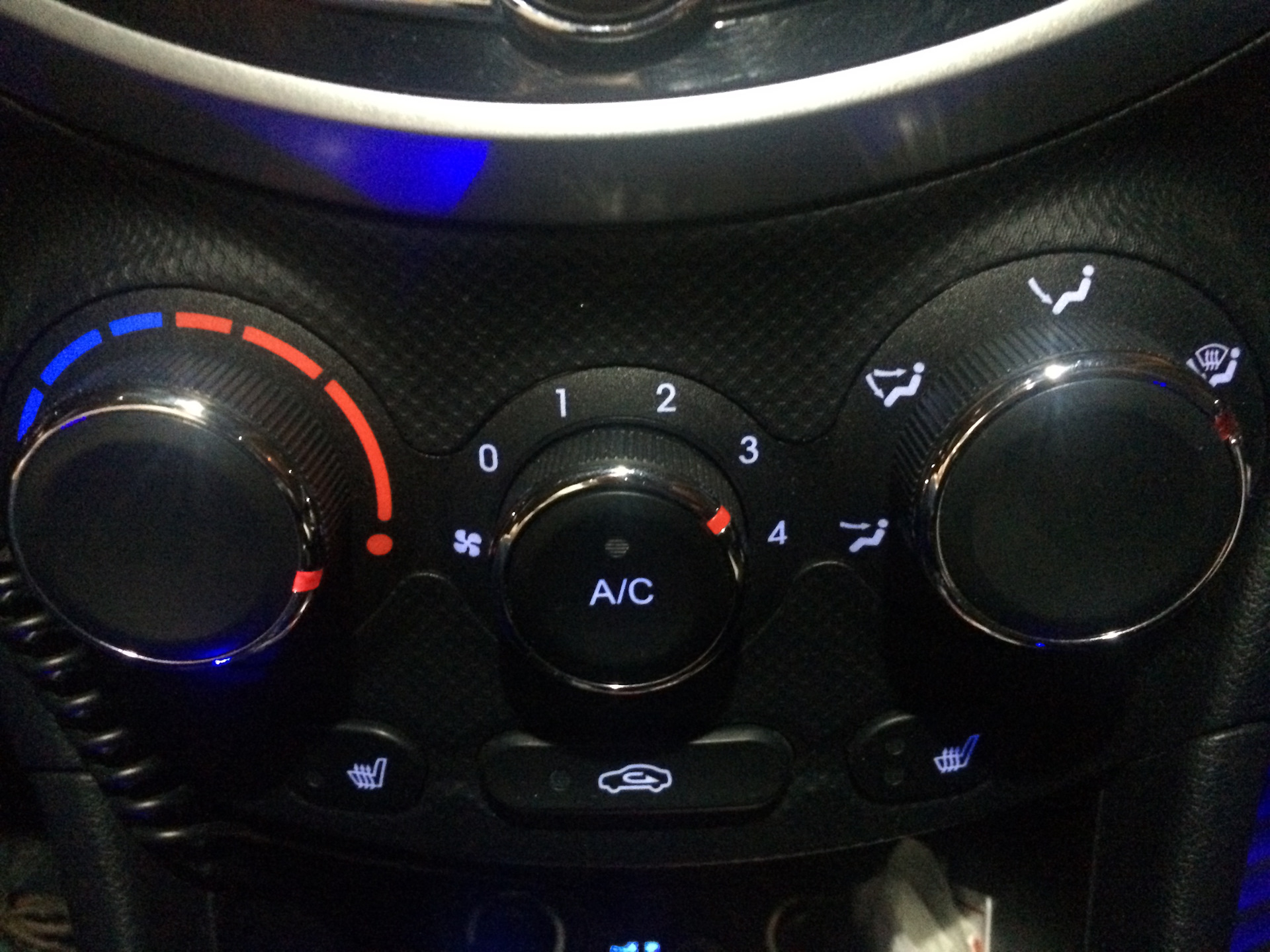 Крутилки солярис. Регулятор печки солярис 1. Регуляторы отопителя solaris. Крутилки солярис. Крутилки печки солярис 1.